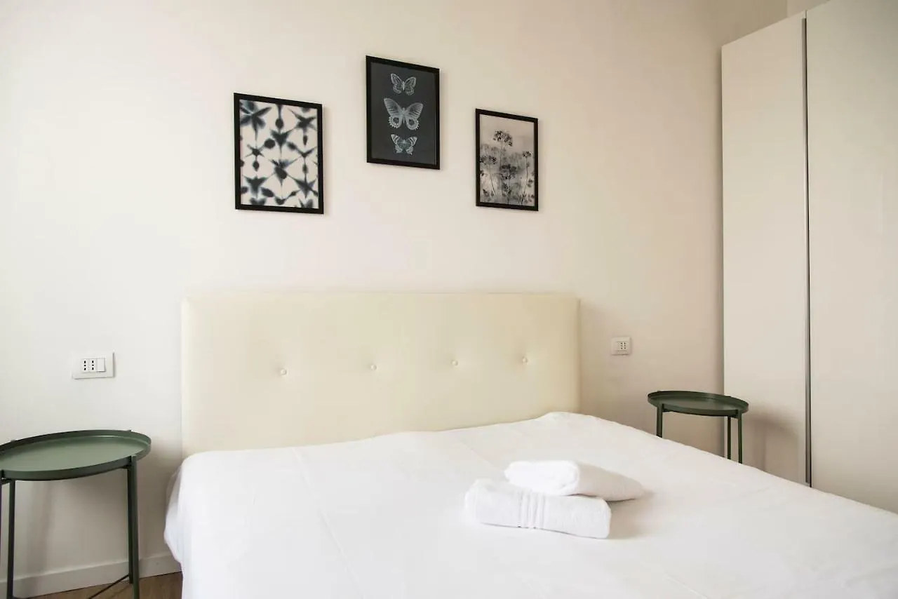 Zen Apartment in Sarpi/Sempione District Milano